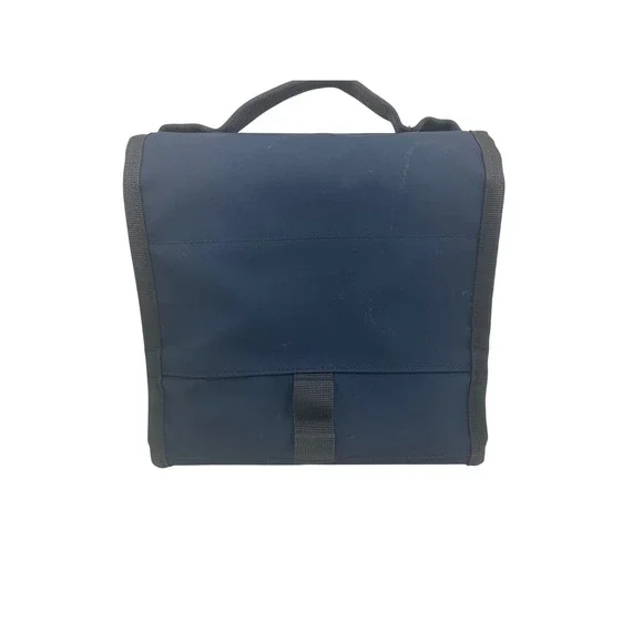 YETI Daytrip Lunch Bag Navy Blue Insulated Fold-and-Go Cooler Bag - Picture 3 of 5